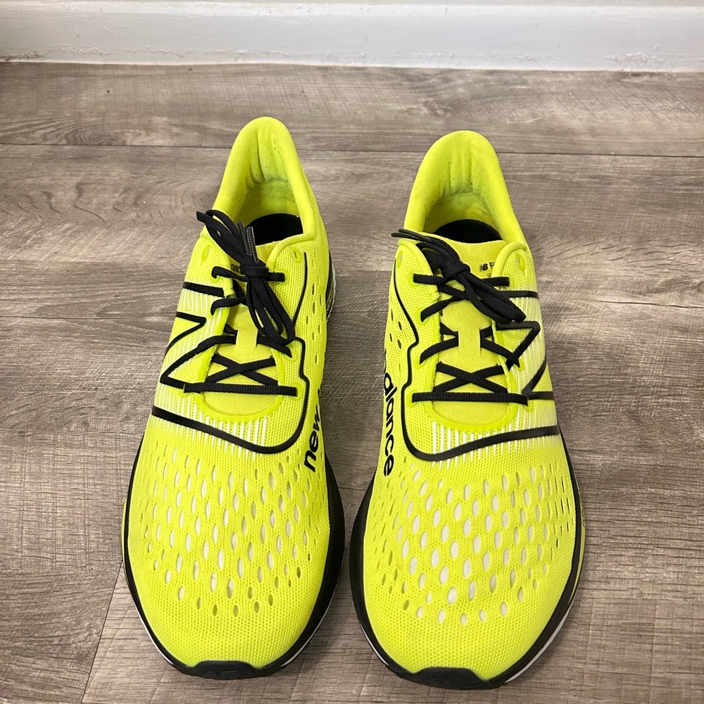New Balance FuelCell SuperComp Pacer V1 running shoes in Thirty Watt & Black - Picture 5 of 11